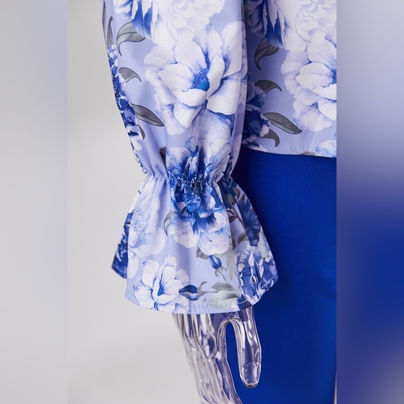 Dani Blue Floral Trumpet Sleeve Pant Set - Picture 8 of 12